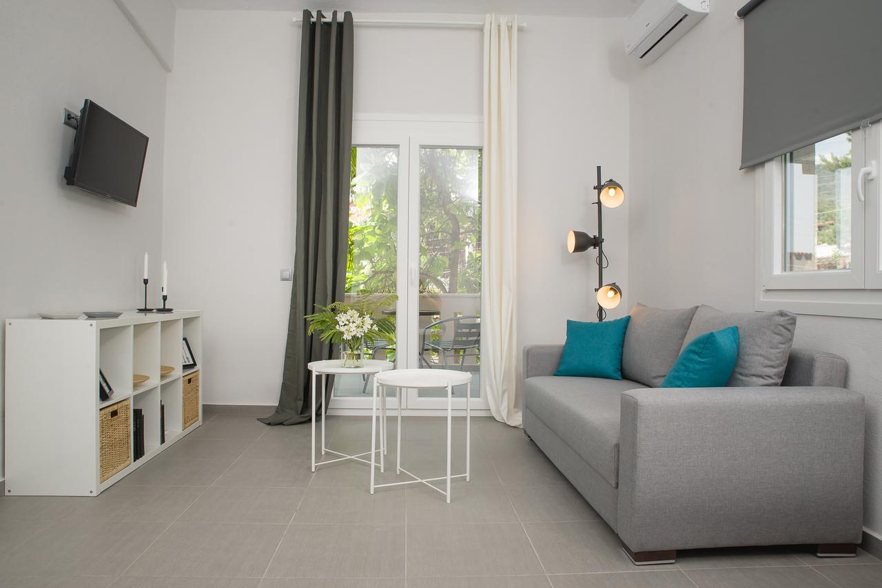 Palio Grey Apartments Paleo Tsifliki Exterior photo